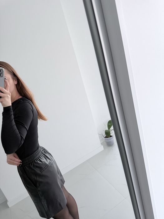 Шкіряна юбка Zara шорти шкіряні Зара