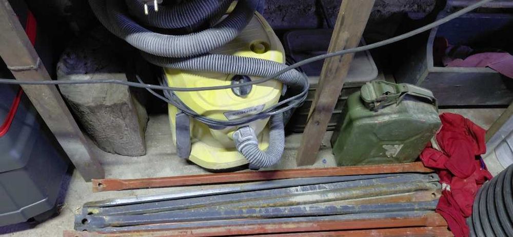 Господарський пилосос WD 2 Plus