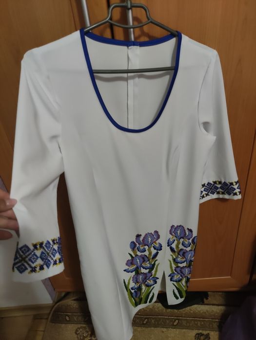 Вишиванка, сукня бісер