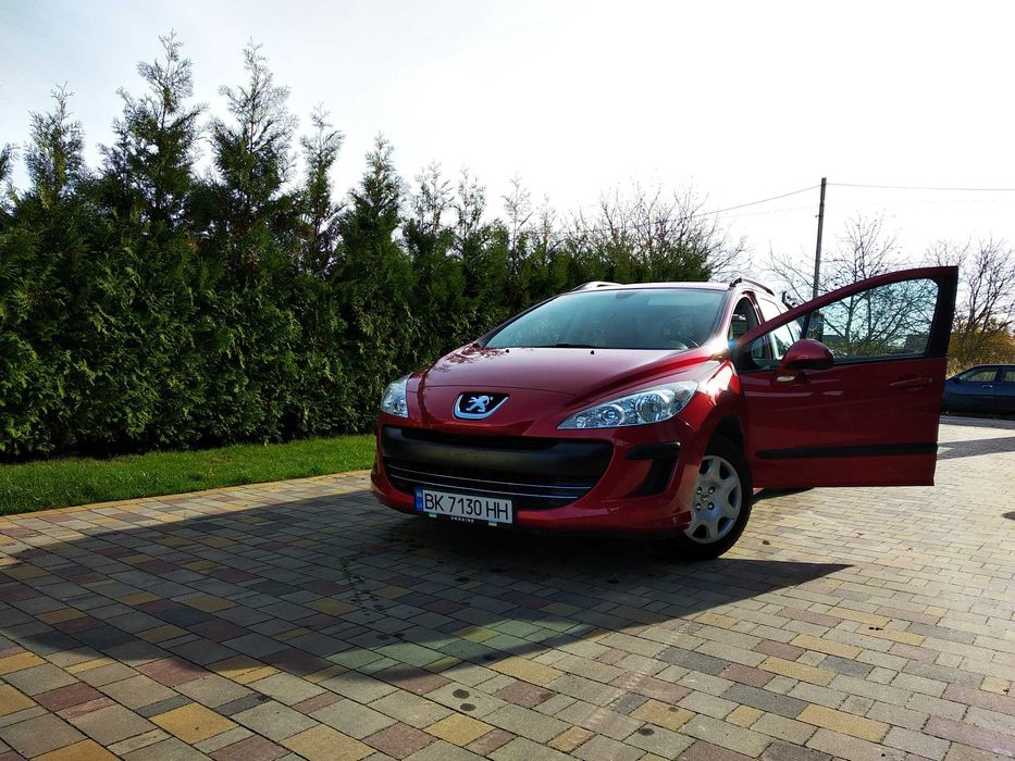 PEUGEOT 308 sw 1.6 АТ( бензин ) 5-ст.механічна КПП   2010 р.в.