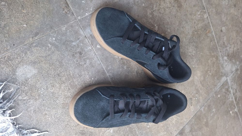 Ténis Nike Court Royale 2 Suede Pretas