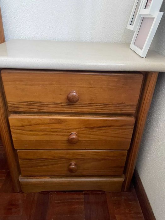 Cama de casal + cabeceiras