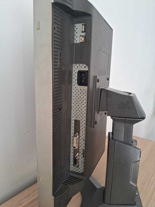 Monitor LG FLATRON L2010P