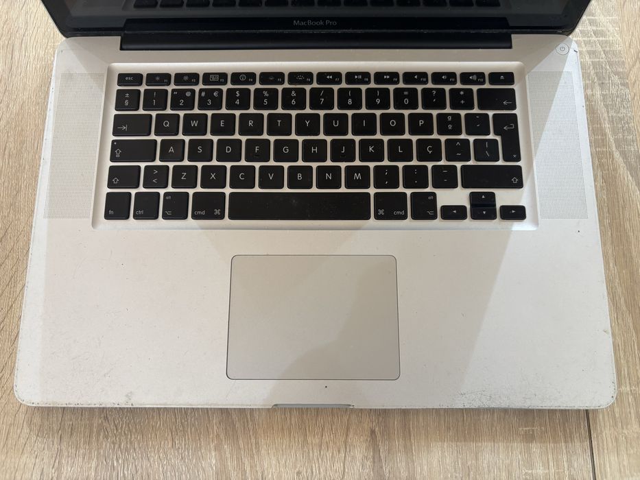 MacBook Pro mid 2010 15’ A1286 - Peças
