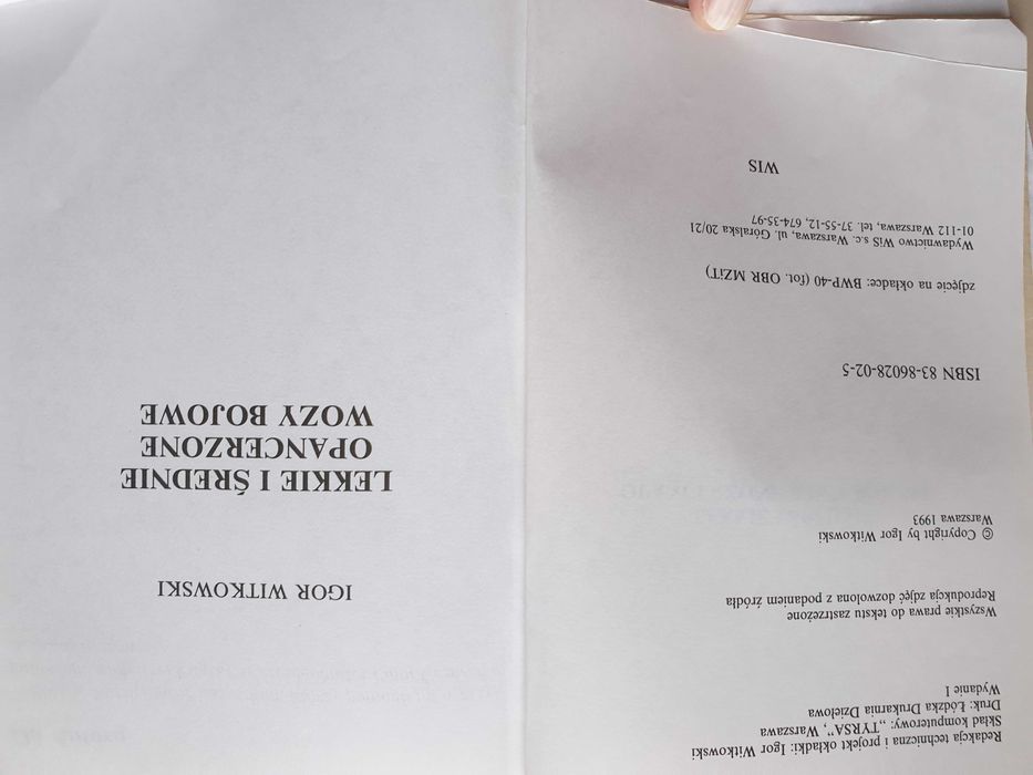 Lekkie i średnie opancerzone wozy bojowe Igor Witkowski