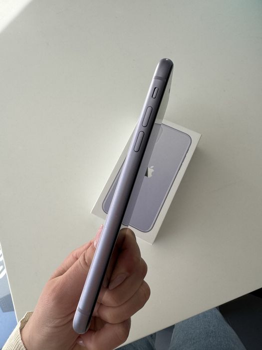 Iphone 11  lilás