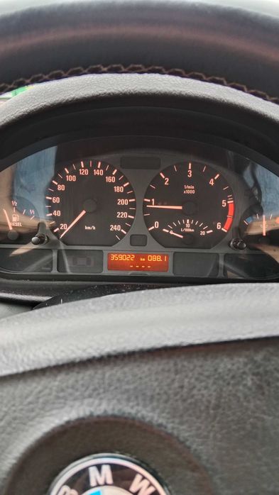 Sprzedam samochód BMW E46 seria 3