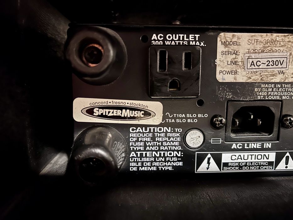Ampeg SVT-III Pro – kultowa głowa basowa 450W (USA)