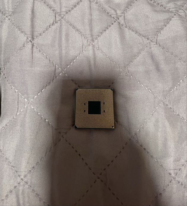 ryzen 5 5600 як новий