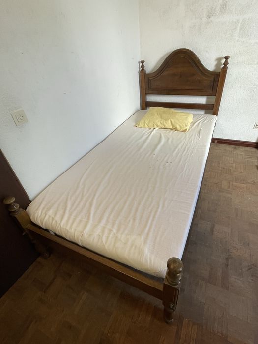 Cama de Solteiro com estrado 90x200cm