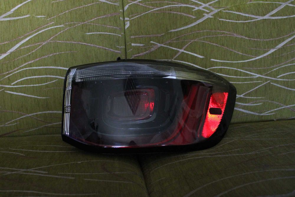 Lampa Jeep Compas