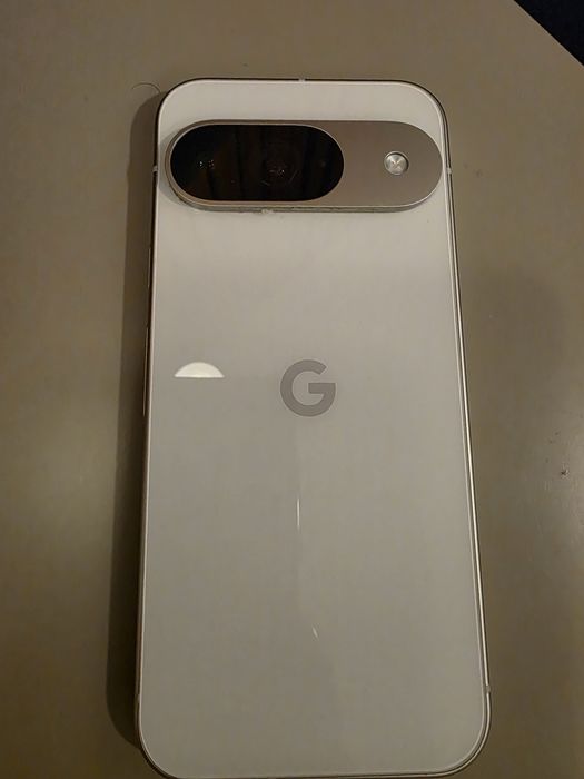 Telefon Google Pixel 9