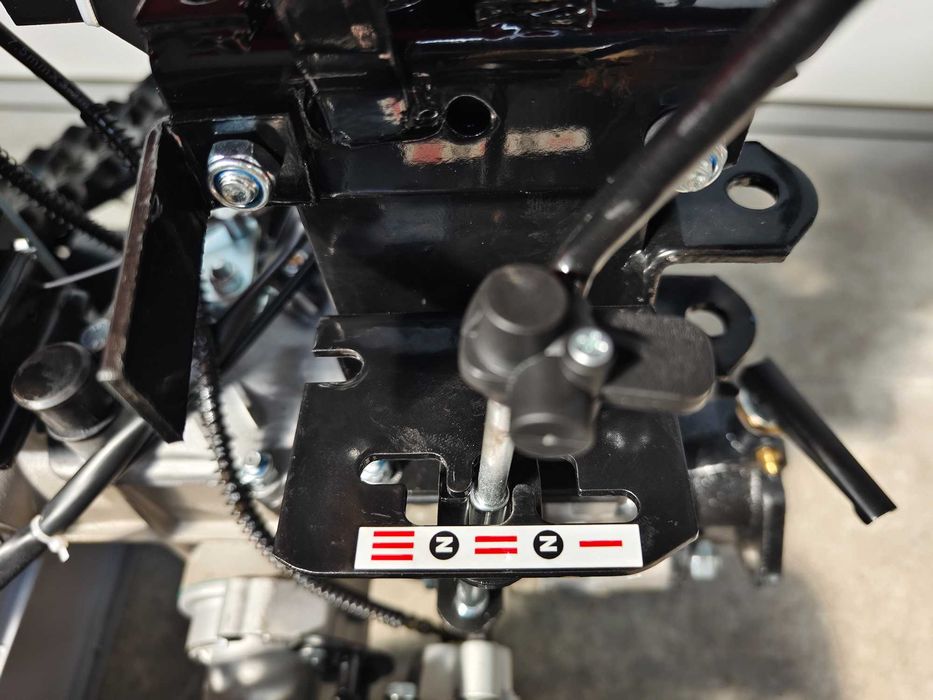 Motocultivador de Lagartas 14cv Novo - ZEUS-LTR - IVA E PORTES INCLUSO