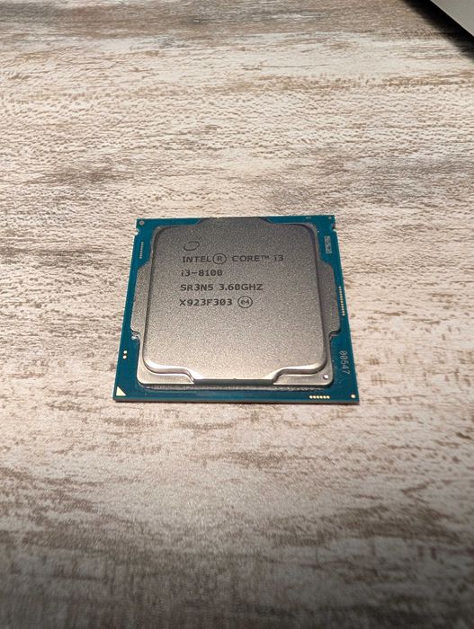 Sprzedam procesor Intel Core i3-8100 (Socket 1151) | Idealny stan, 100% sprawny