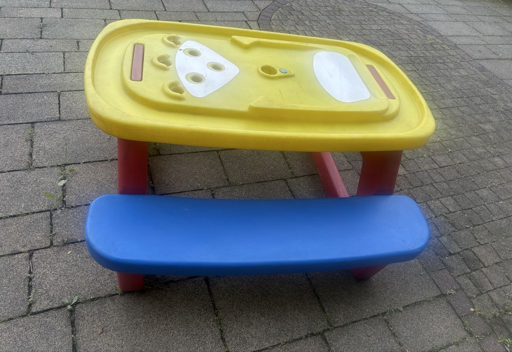Chicco Piknikowy Stolik do ogrodu Do Gier Z Ławeczkami dla dzieci