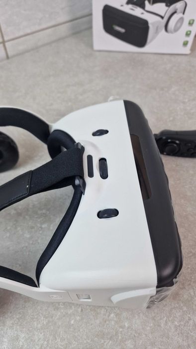 Okulary vr 3d do smartfona z pilotem bluetooth