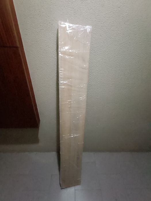 Prateleiras Flutuantes Conforama conjunto de 2– Efeito Carvalho