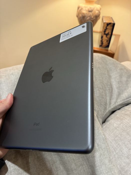 iPad 7 32GB Wi-Fi