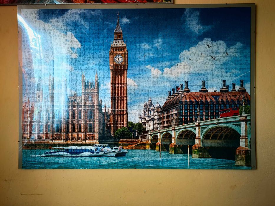 Sprzedam obrazy z puzzli w antyramach