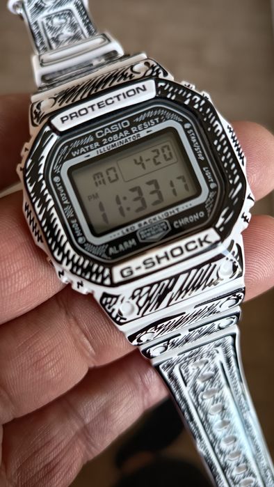 G-SHOCK DW-5600JV-7ER
Joshua Vides Branco Ed. Limitada

Relógio Joshua Vides Branco Ed. Limitada
REF: DW-5600JV-7ER