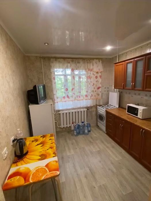 Без ріелторів,від 1 місяця можна ,з тваринками,бронюйте  від 1 місяця ,3 вересня  можна заїхати вже 1 кімн.кв на Океанівській (еко маркет)