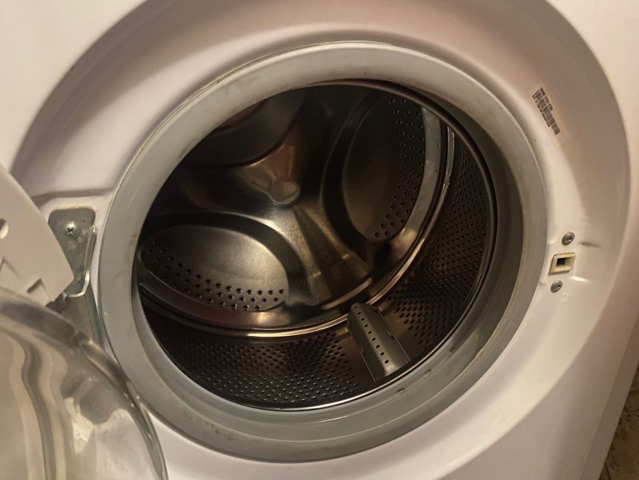 Пральна машинка Indesit