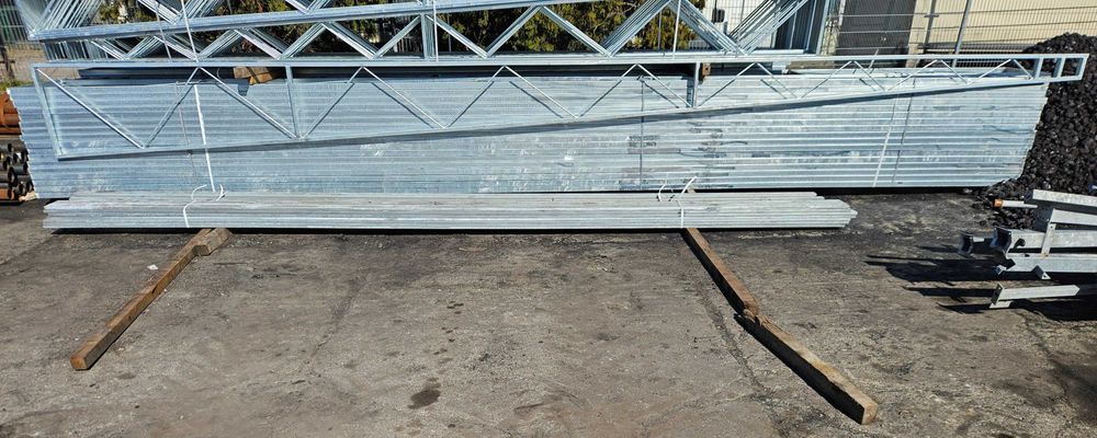 konstrukcja ocynkowana kratownica bindra jeden spad dach garaż 8,4m