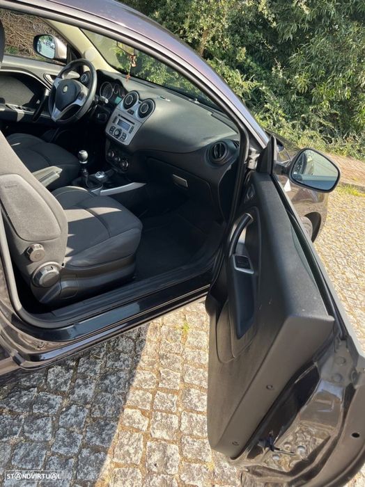 Alfa Romeo MiTo 2011