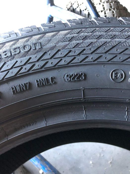 Шина 225/65/16c - 1 шт Continental VanContact 4Season