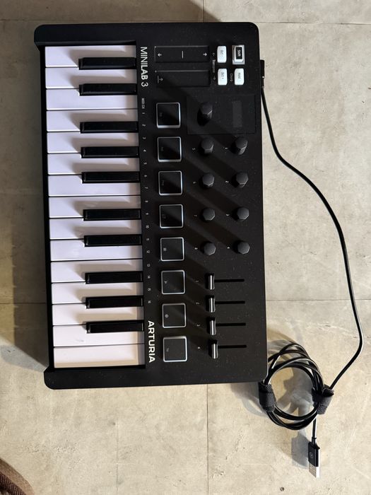 Arturia Minilab3