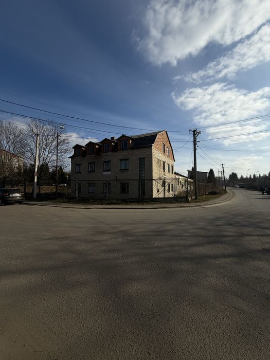 Продаж комерційної нерухомості у м.Мостиська