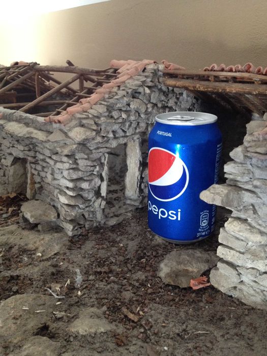 Maquete em materiais naturais