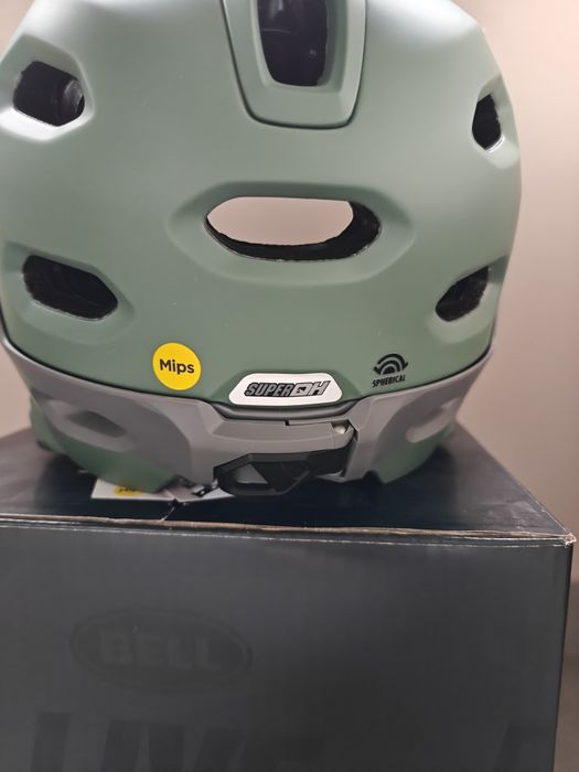 Kask Bell super dh