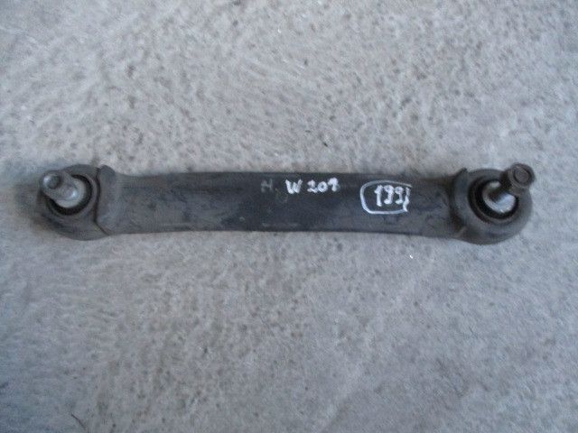 Braço de suspensão trás esquerdo MERCEDES-BENZ 190 (W201)