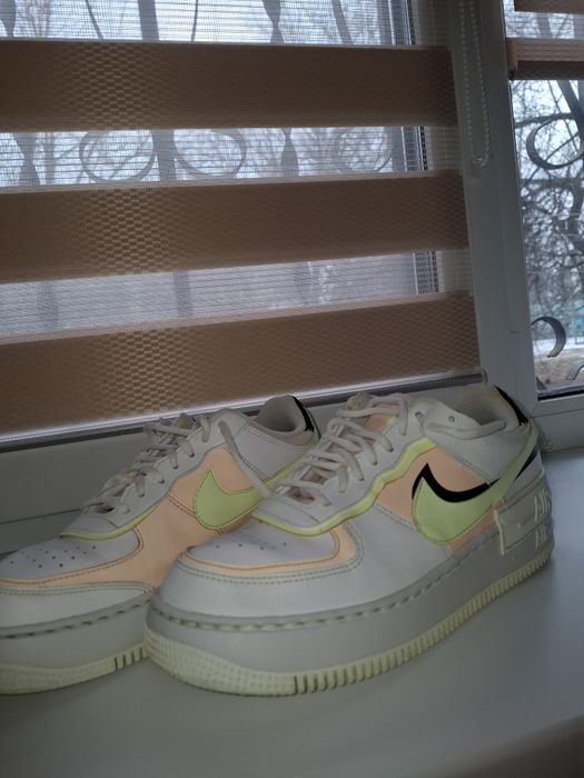 Кросівки nike...