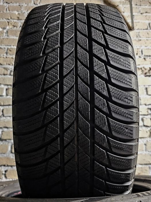 Пара 225/50r17 Bridgestone | 8mm | 2021 | Преміум зимові шини | Ідеал
