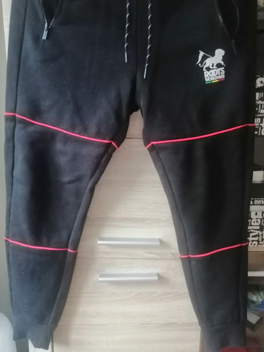 Spodnie cropp s chlopiece