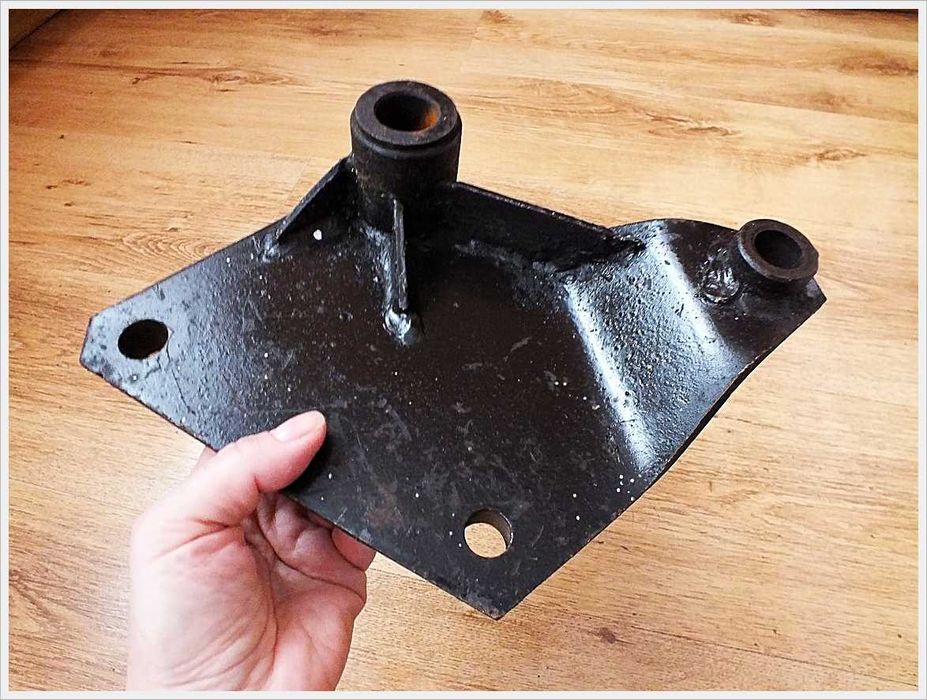 Płyta mechanizmu zwrotniczego WNA (Wysoka 68mm) / Płyta skrętna