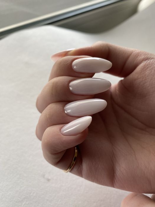 Манікюр/педикюр Позняки