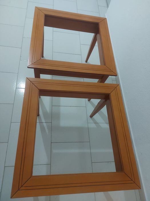 Mesas de apoio em cerejeira