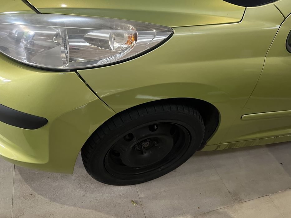 Продам комплект дисков шини 205/55 r16 или без срочно