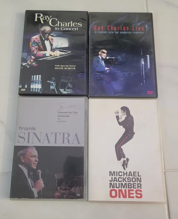 Lote DVDS Musicais varios ver fotos
