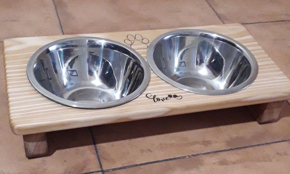 Comedouros de cães ou gatos