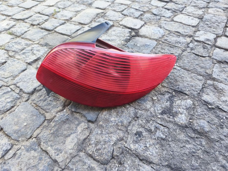 farolim traseiro e farol dianteiro Peugeot 206