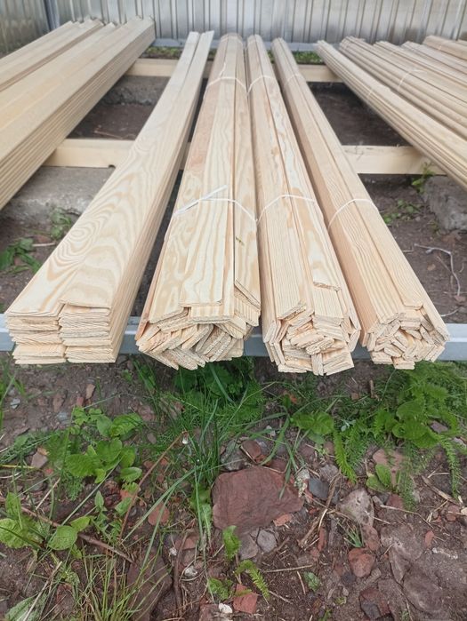 Listwy wykończeniowe.