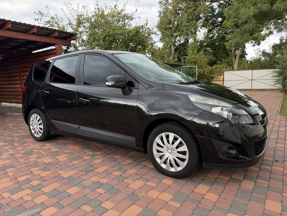 Renault Grand Scenic 3 1.9 dci 2010 рік 7 місць