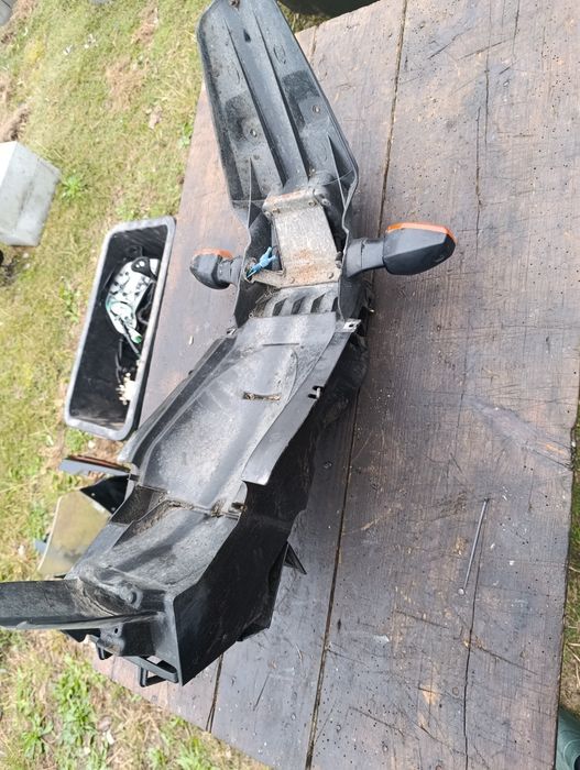Nadkole tył Honda CBR 125 jc34 plastik mocowanie rejestracji kierunki