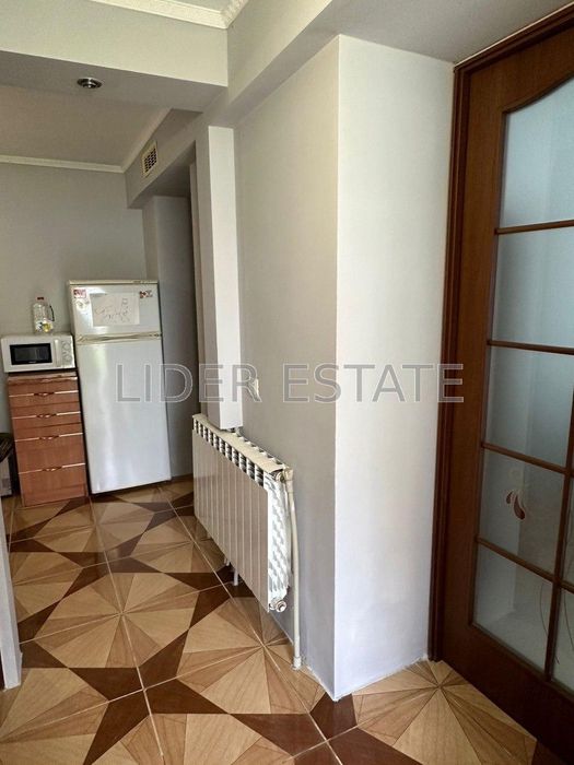 Здам 3-кімнатну квартиру в домі на 1-поверсі житлового будинку