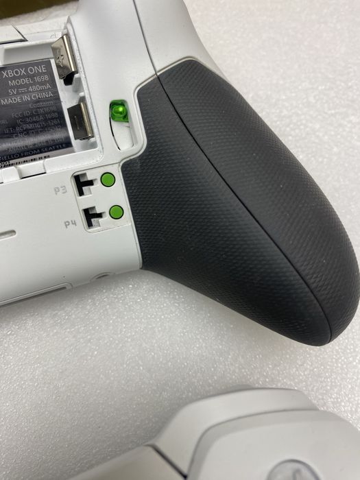 Геймпад джойстик Microsoft Xbox Elite / white