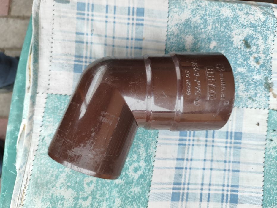 Коліно Briza до труби 90мм